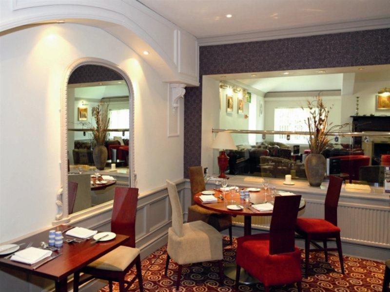 The Lymm Hotel Exterior photo