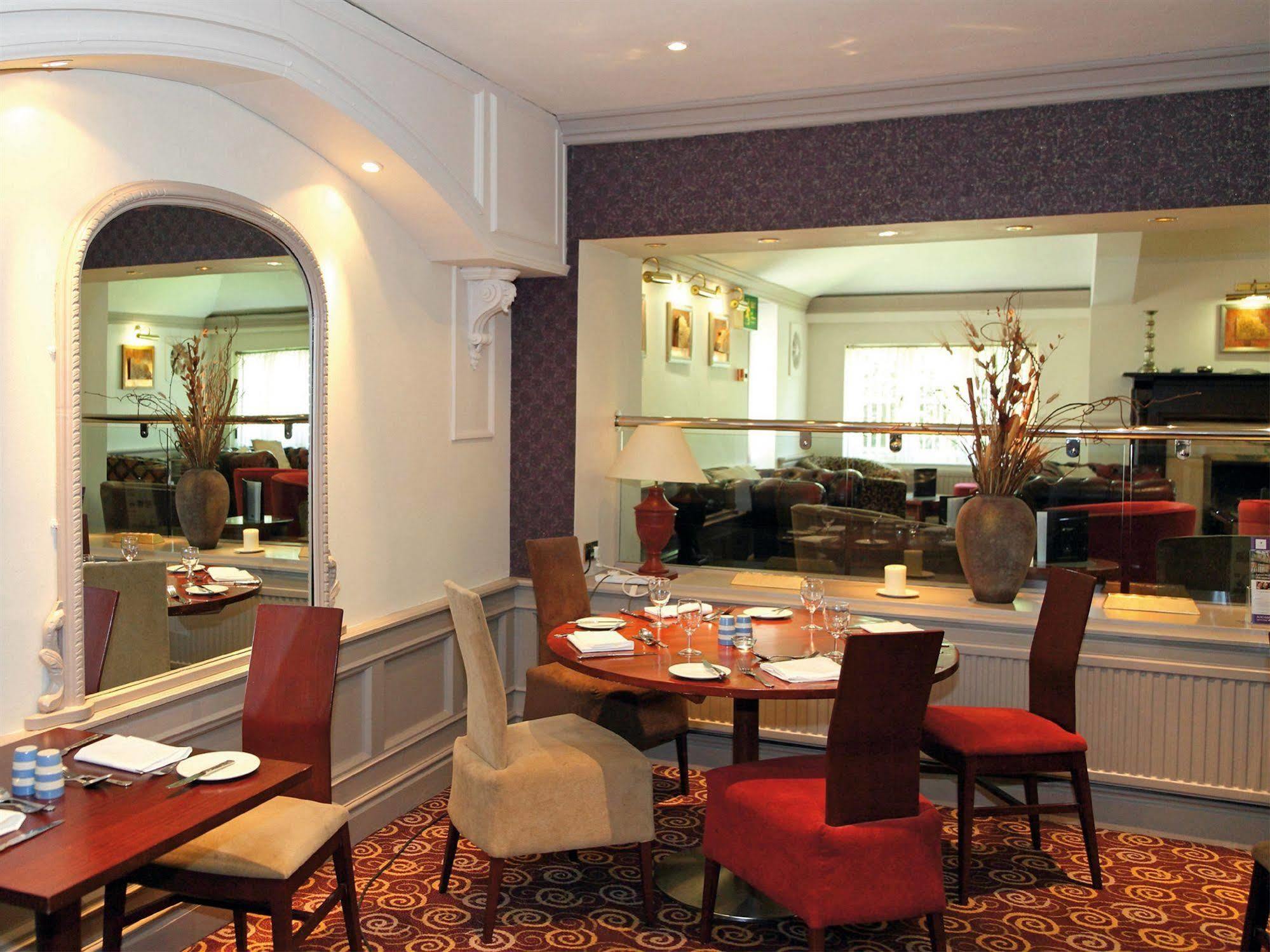 The Lymm Hotel Exterior photo