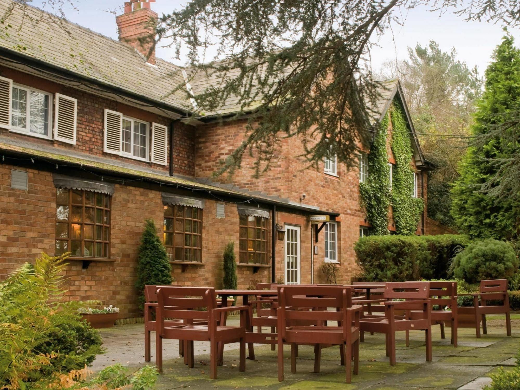 The Lymm Hotel Exterior photo